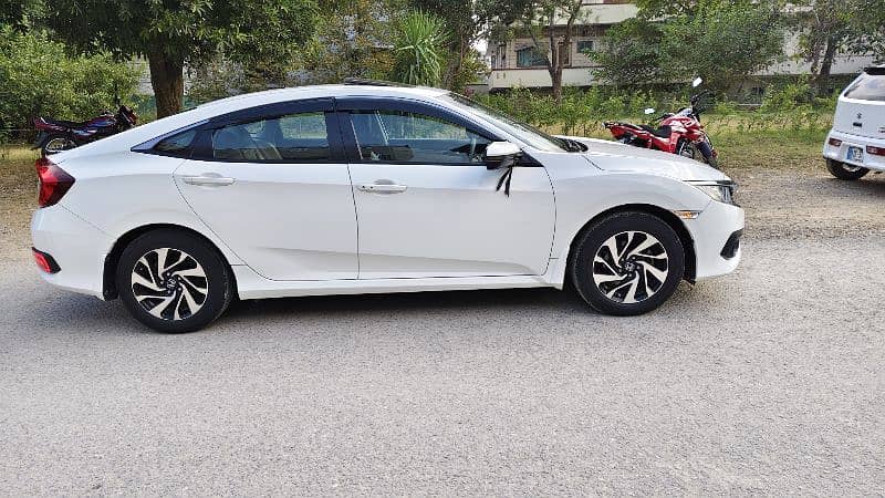 Honda Civic Oriel 2017 6