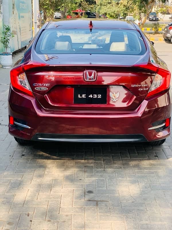 Honda Civic Oriel 2019 7