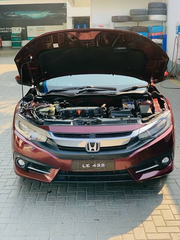 Honda Civic Oriel 2019 11