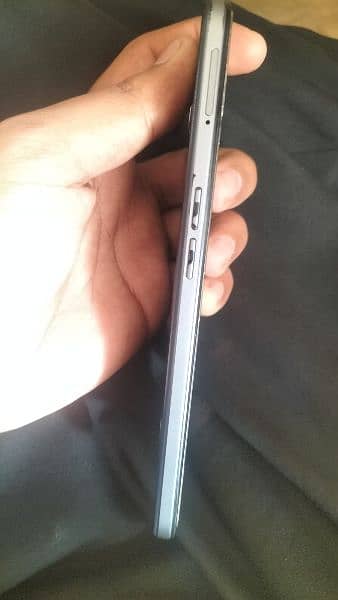 Oppo F17 2