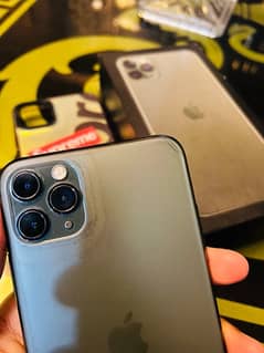 IPhone 11 pro Max 256gb pta approved