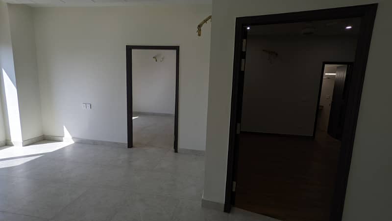 2 Bed Flat For sale in Zarkon Heights 20