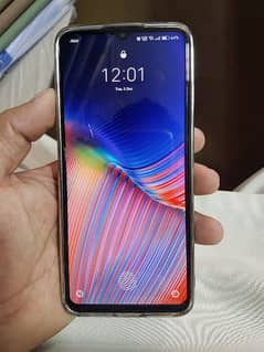 oppo f17 10/10 8.128 gb