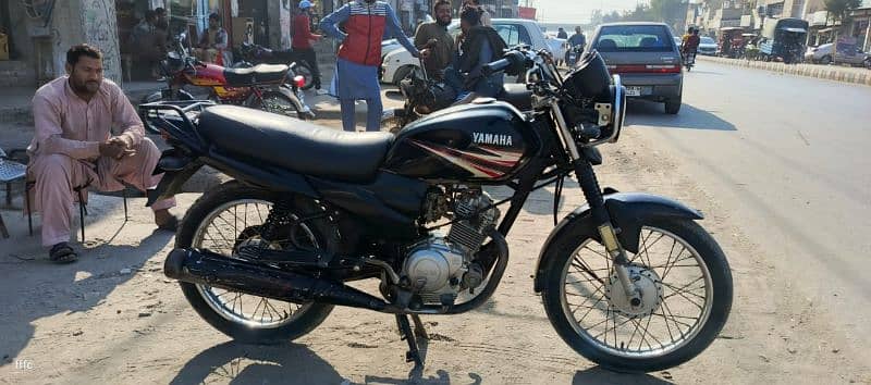 Yamaha  YBZ 125 total all Genuie hain koi chiz change ni hain 2