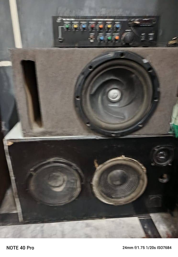 Car Boofer Amp, kenwood ,  Heavy Duty Speaker. Heavy Bass For Car,Room 8