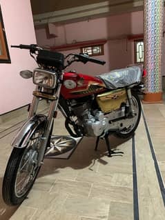 Honda 125 Gold Edition