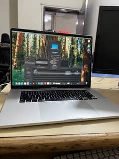 Mackbook pro 2019 16" i7