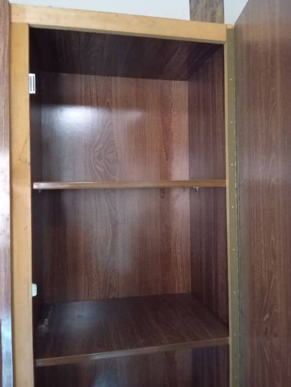 fancy Morden wardrobe for sale 5