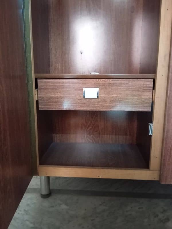 fancy Morden wardrobe for sale 19