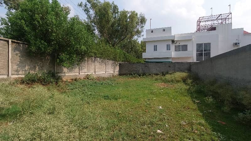 Theather Main Road One Kanal Plot Sui Gas Sewerage Electricity Sarkari Road For Sale 8