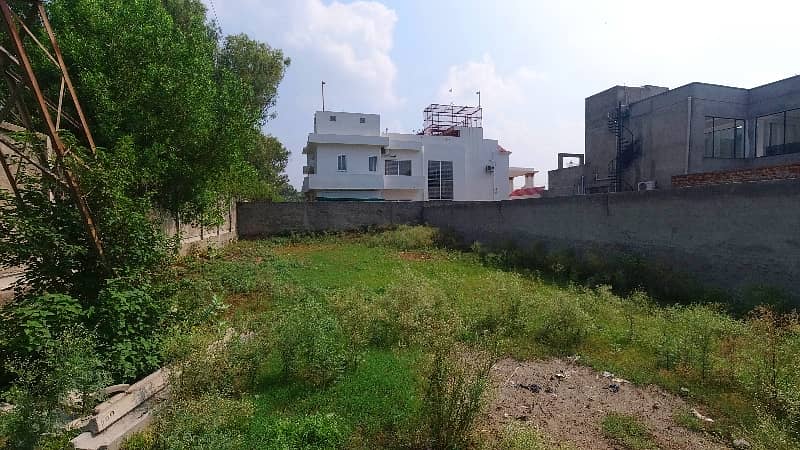 Theather Main Road One Kanal Plot Sui Gas Sewerage Electricity Sarkari Road For Sale 9