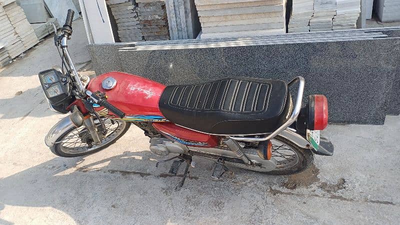 125 honda 2019 modal used 3