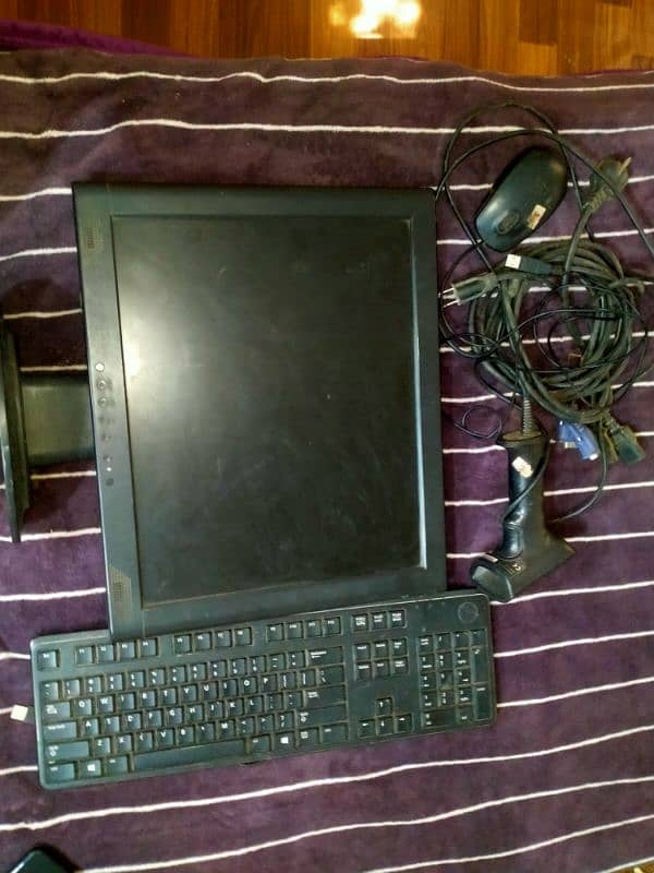 lcd 14 inch keyboard mouse 0