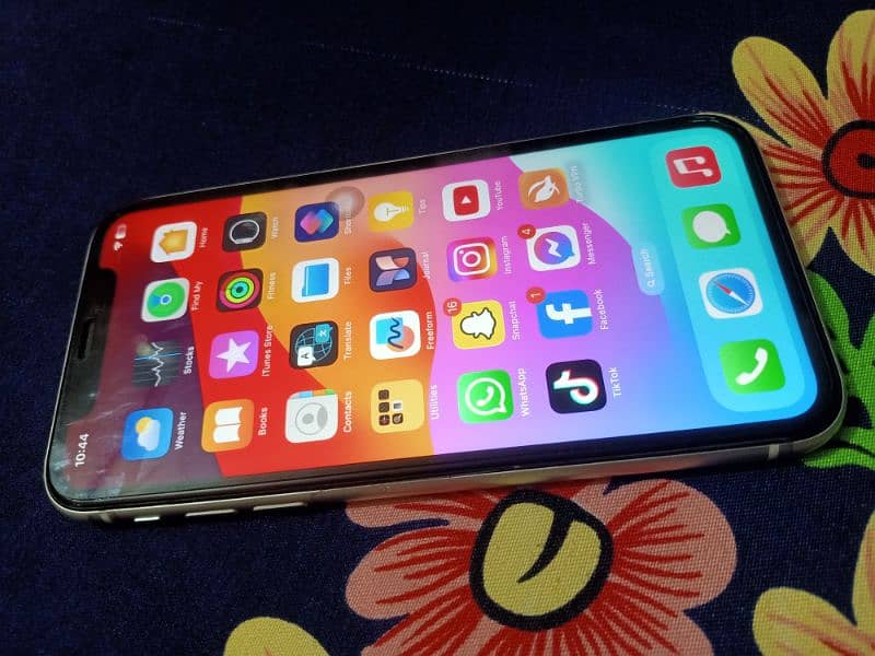 iPhone 11 64Gb 0