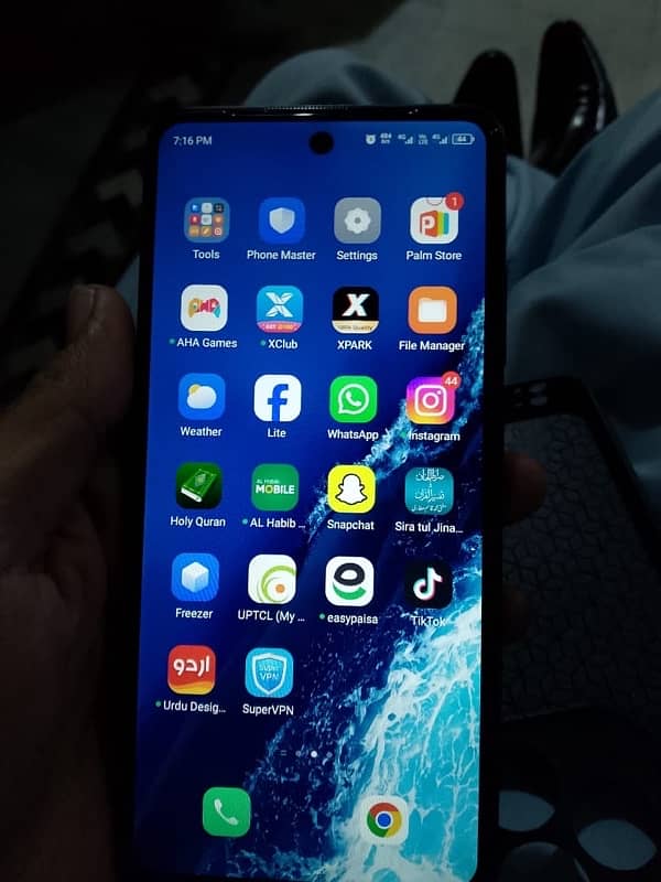 infinix smart 8 pro black for sale 4/128 4