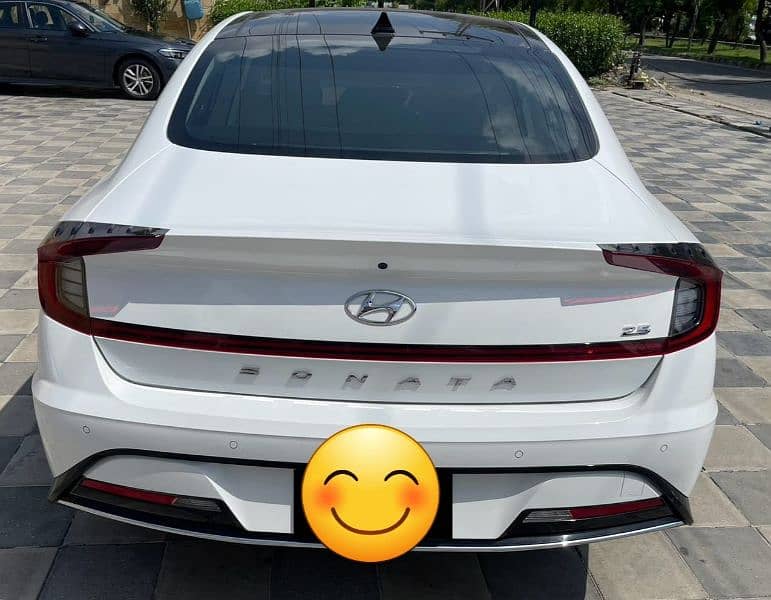 Hyundai Sonata 2022 3