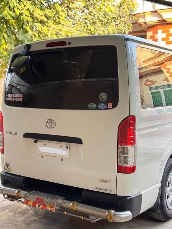 Toyota Hiace 2013 2