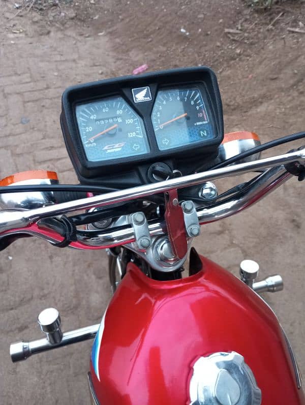 honda 125 bic for sale 24 modal 03451400338 03464952094 7