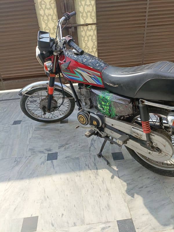 Honda 125 for sale lush condition 2