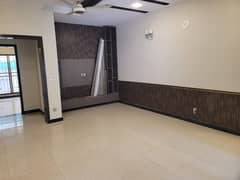 Brnad new 1 Kannal Hkuse for Rent In Executive Block Paragon City Lahore