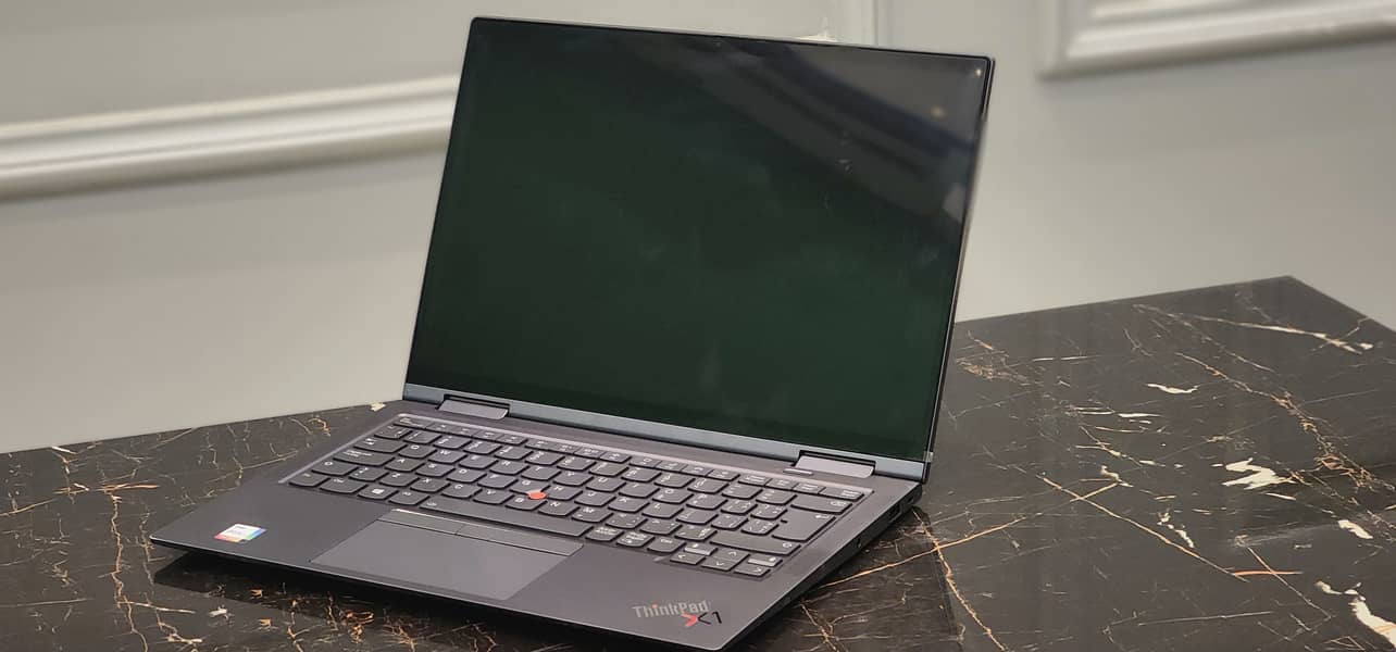 Lenovo ThinkPad X1 Yoga 32 Ram 256 SSD Gen 6 Core i7 11th Gen 4