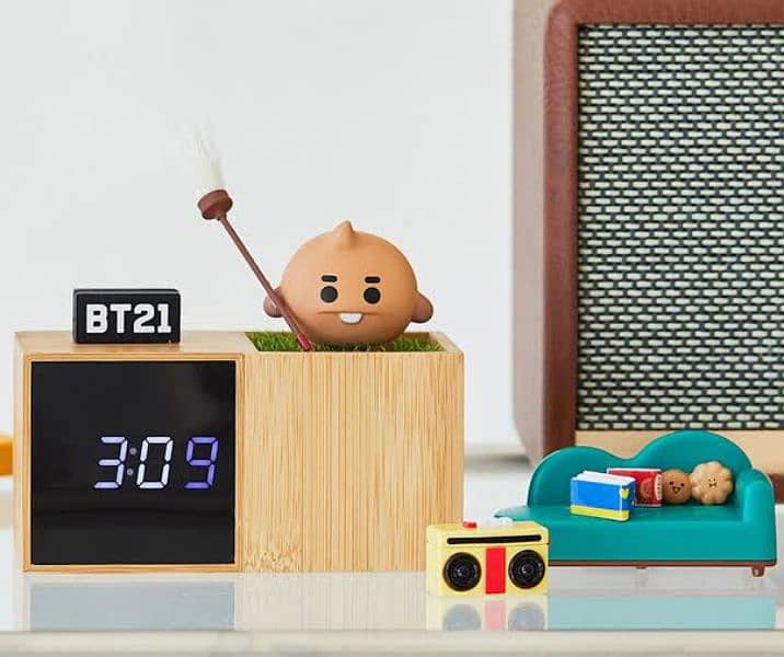 BT21 Clock Available BT21 Tata clock bt21 chimney clock 0