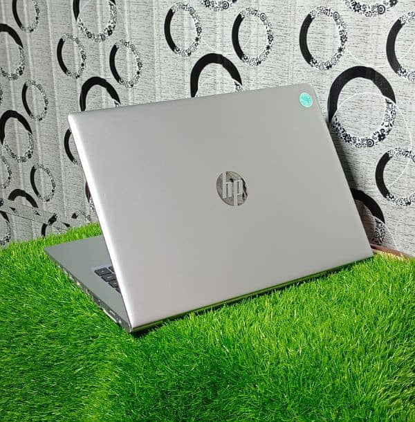 HP i5 8th Gen 2