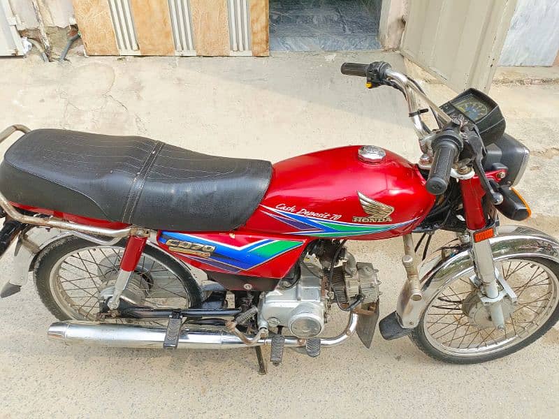 Honda CD 70 Red 1