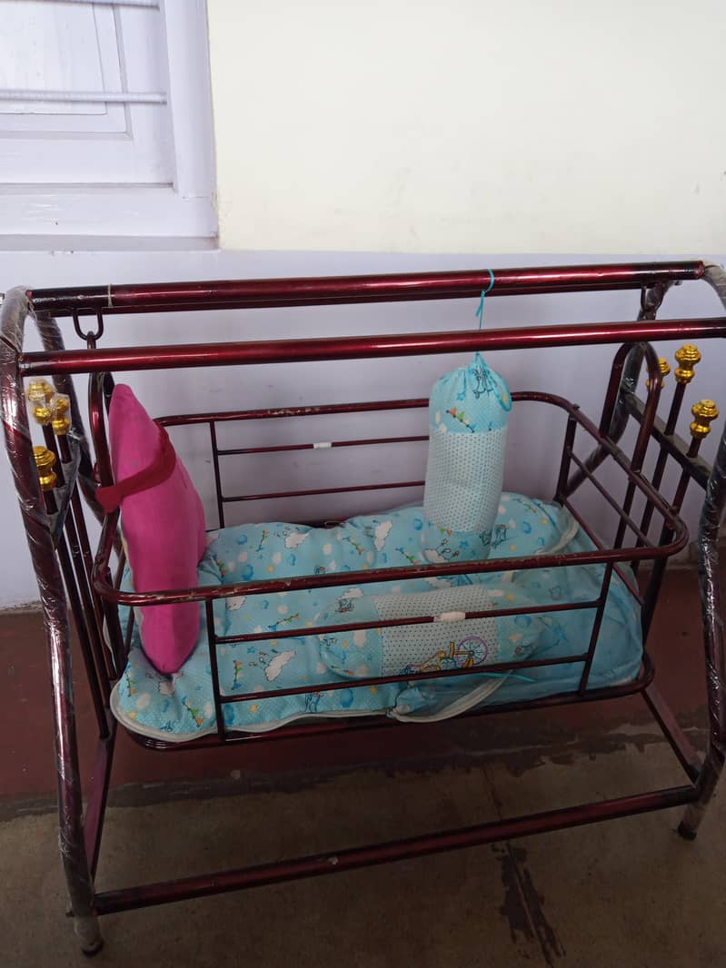 Baby cradle and swing 0