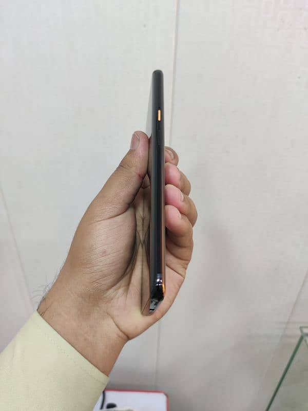 OnePlus 7t pro Maclaran sepcial edition 12/256 GB single sim 2