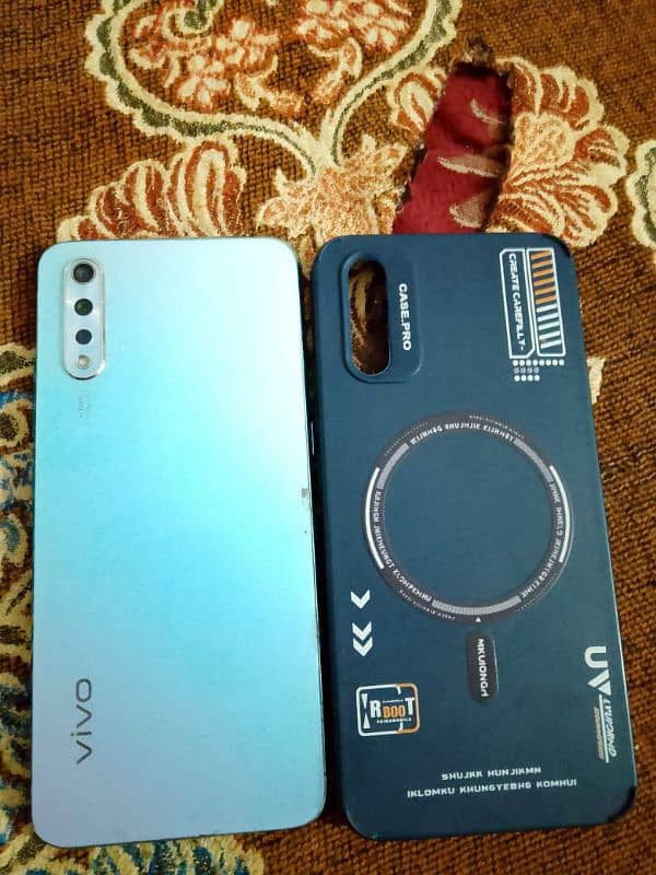 vivo s1 For sale and exchange 4/128 3