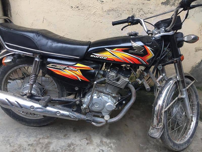 Honda CG 125 fresh pc home used 1