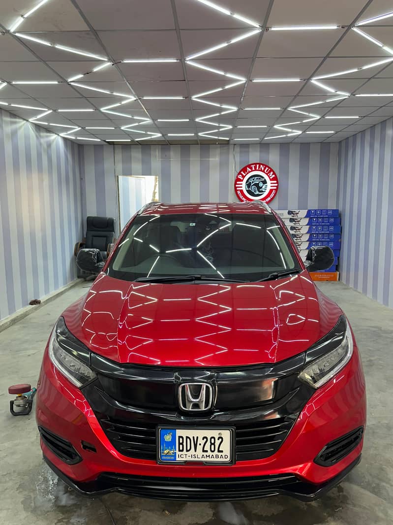 Honda Vezel Hybrid  2024 1