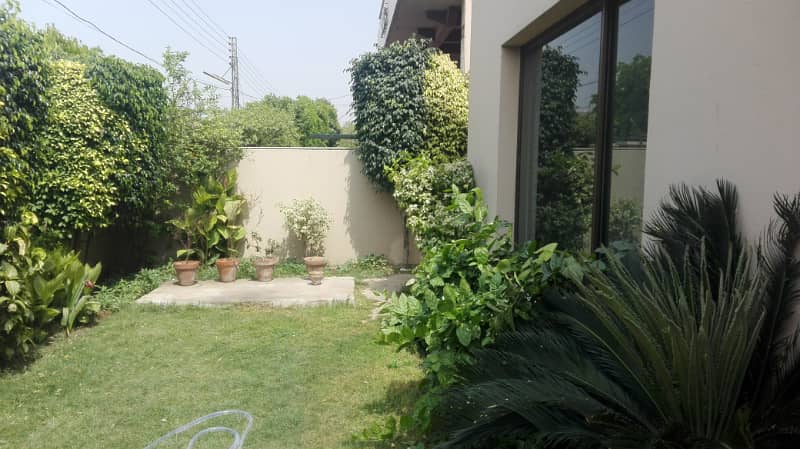 1 Kanal Luxuer House Prime Hot For Sale dha Phase1 1