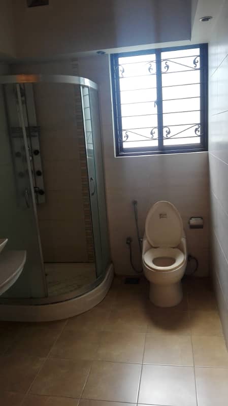 1 Kanal Luxuer House Prime Hot For Sale dha Phase1 3