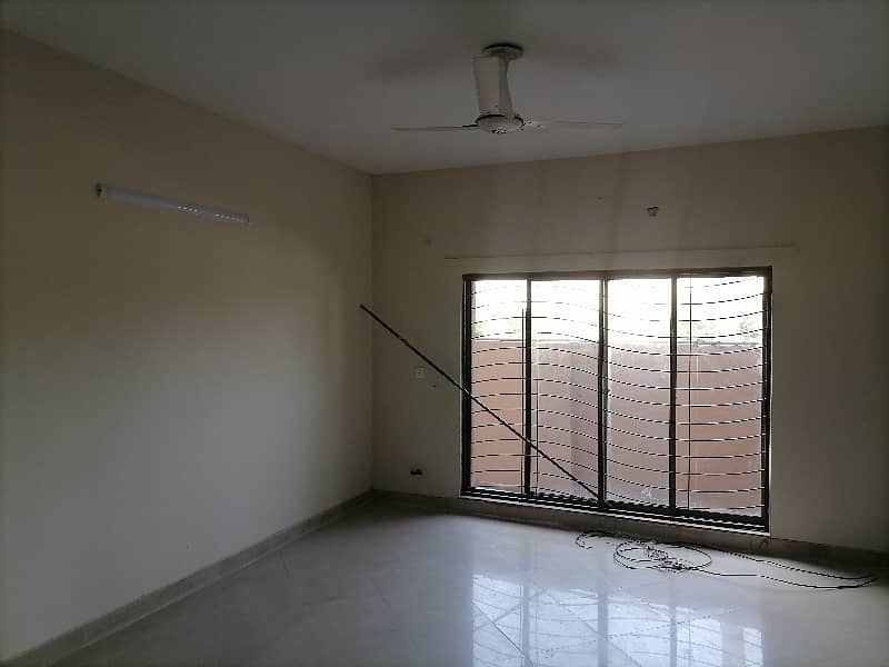 This Is Your Chance To Buy House In Askari 10 Lahore 2