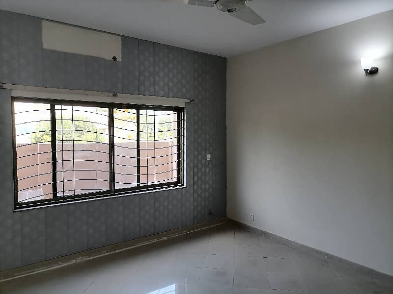 This Is Your Chance To Buy House In Askari 10 Lahore 4