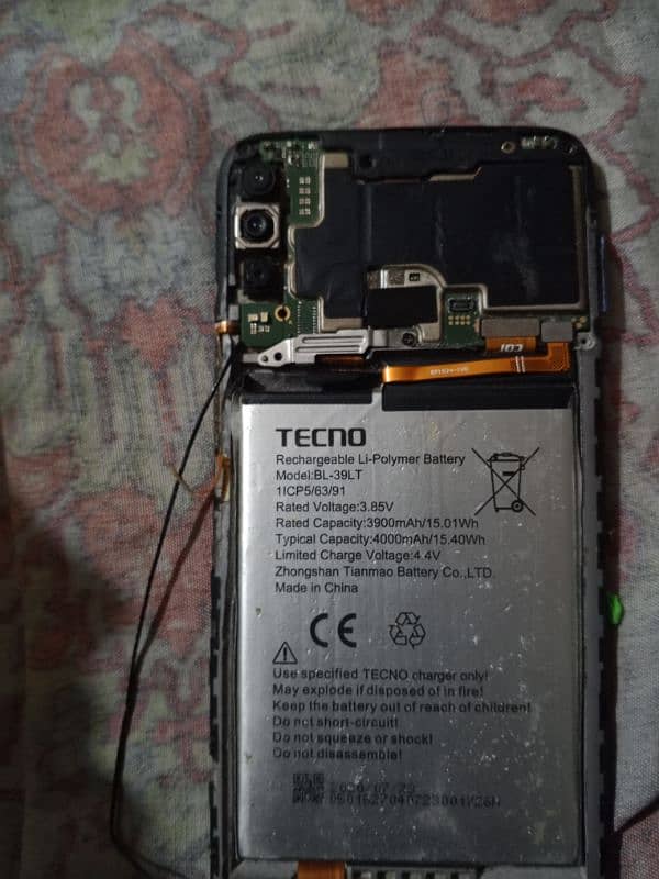 Tecno spark 4 3 32 borad and bettery 03007664073 2