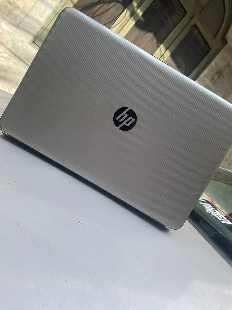 HP SILVER NOTEBOOK CORE i3 5th GEN 2