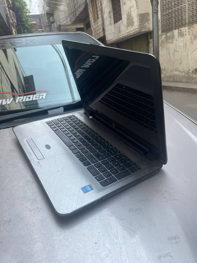 HP SILVER NOTEBOOK CORE i3 5th GEN 6