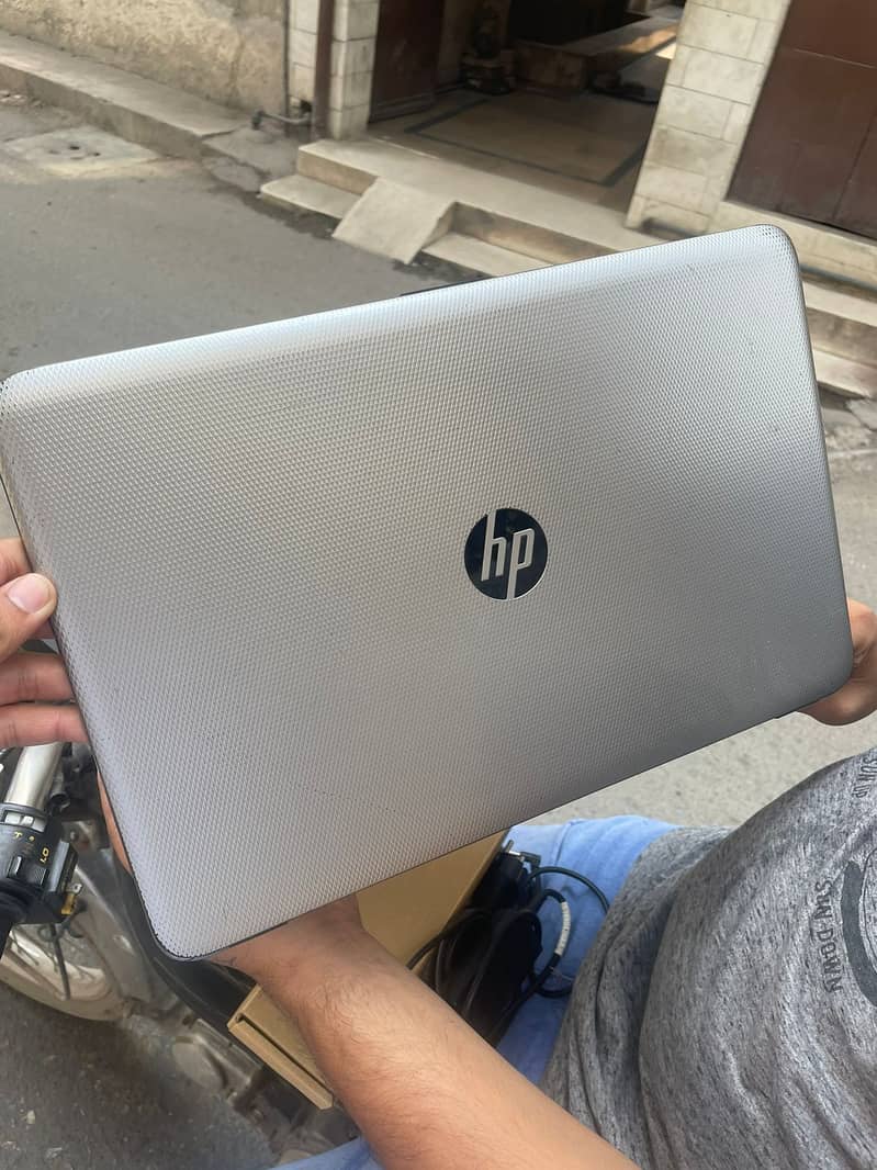 HP SILVER NOTEBOOK CORE i3 5th GEN 7