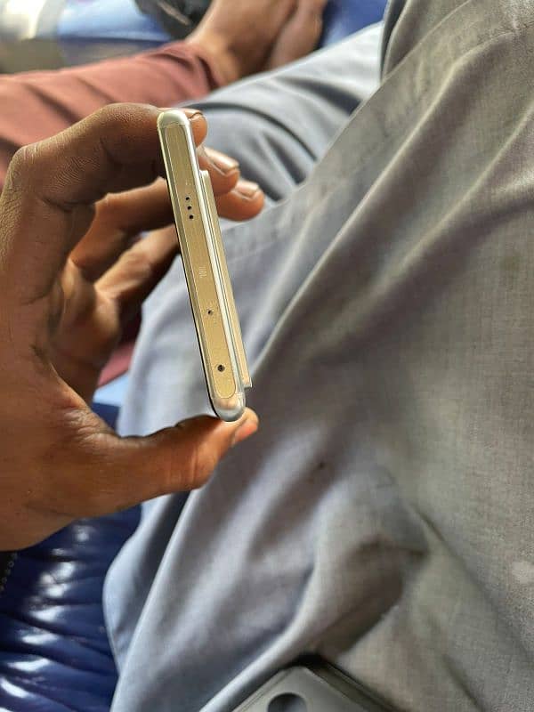 Infinix not 40 pro 4