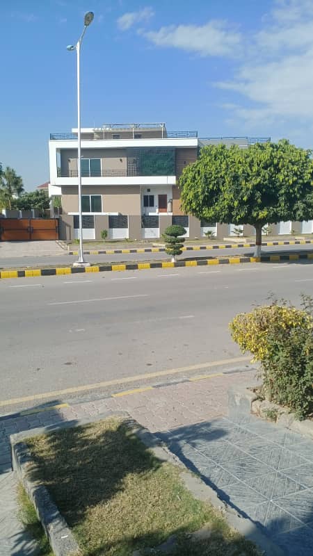 7 marla plot for sale in b. 17 islamabad 1