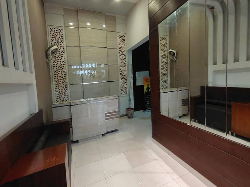 Com3 Luxury Duplex Apartment for Sale in Clifton Block 6 Karachi 5