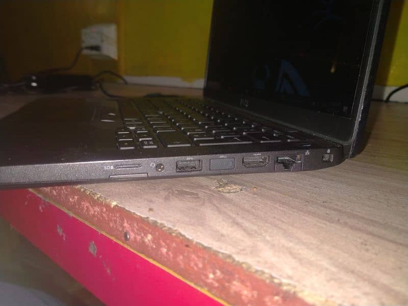 Dell Latitude 1