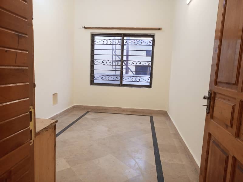 Beautiful upper portion house for rent 6