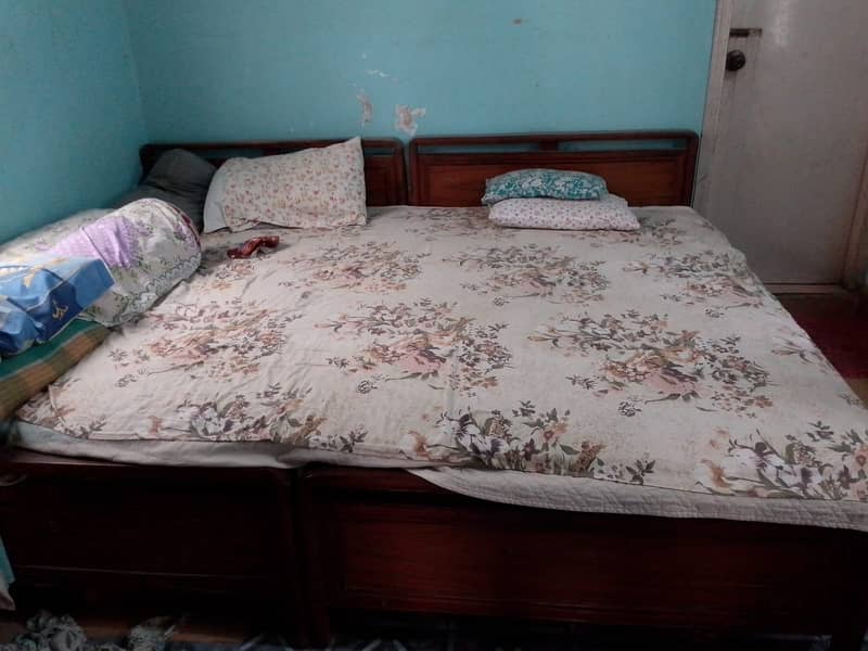 Single bed 1