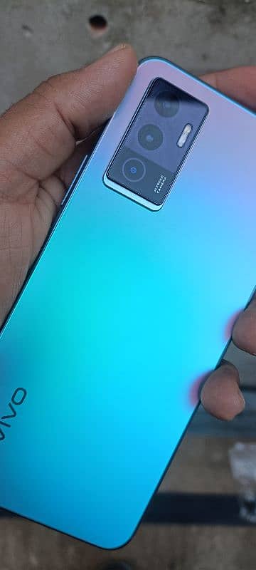 VIVO V23E 8/256 CONDITION 10/10 WITH BOX AND CHARGE 1