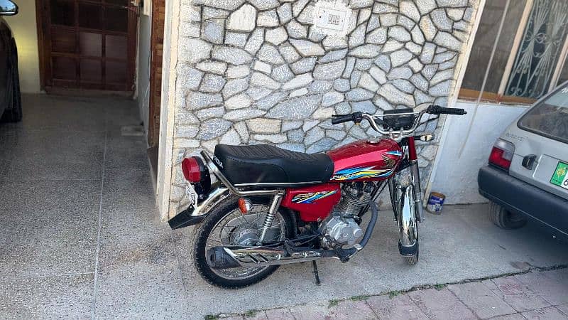 Honda 125 Golden number 2