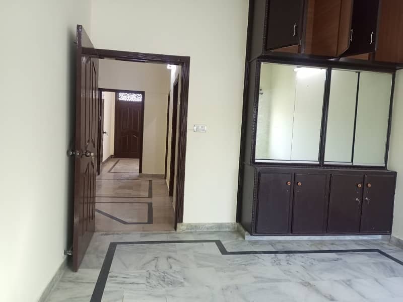 Beautiful upper portion house for rent 13